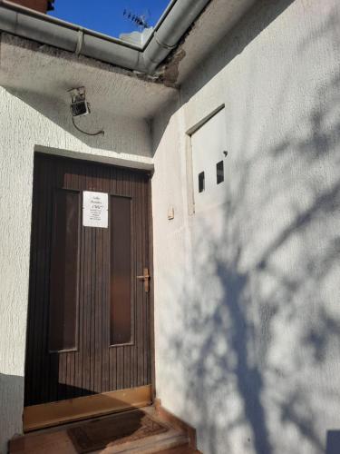 LUG in ซเวซดารา