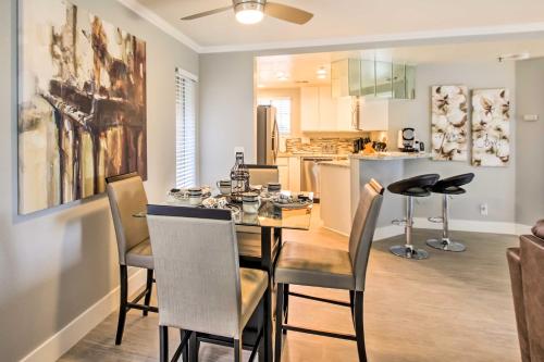 Modern Palm Springs Condo with Pool and Hot Tub Access! - image 12