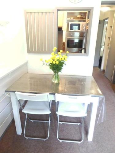 GRAND STUDIO 6 PERS 31m2 EN COEUR DE STATION GRAND STUDIO 6 PERS 31m2 EN COEUR DE STATION