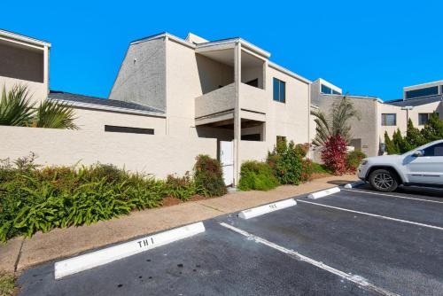 Shoreline Towers Townhouse 4-4 by RealJoy Vacations - image 12