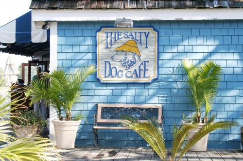 South Beach Club 1923 South Beach Club 1923