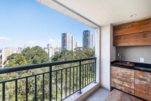 ระเบียง/ชานเรือน, Loft Luxo Morumbi, WIFI500MB - Traveller Awards 2025 in วีลาอันดราเด