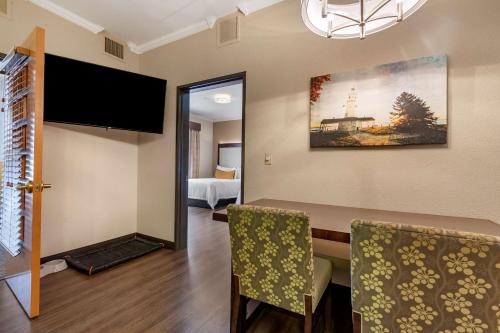 Best Western Premier Bridgewood Hotel Resort