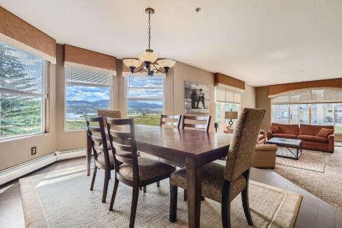 New Listing! Beautiful Frisco Condo with Lake Views! condo in Frisco, USA