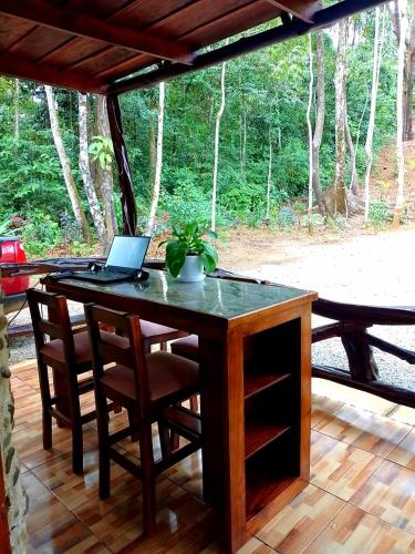 Iekārtas, Cabaña Eco-Arte (Cabana Eco-Arte) in Ojochal