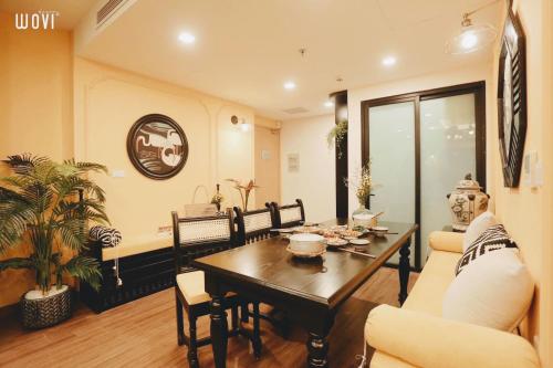 KHÁCH SẠN QUY NHƠN sea view, fully equipped, near Quy Nhon square