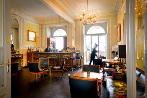 Hôtel Des Trois Couronnes & Spa - The Leading Hotels of the World - image 3