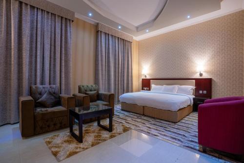 Vista City Hotel Room Type - Superior Triple Room