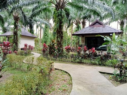 Khao Sok Palm Garden Resort