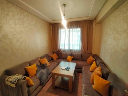 3 Bedroom Apartment with Wifi, Casablanca (photo 7)