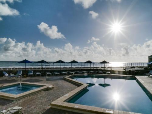 Jupiter Reef Club Resort