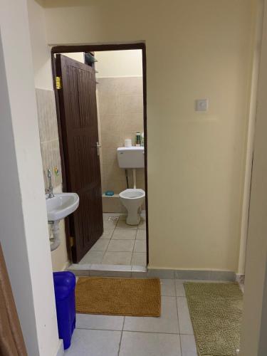 חדר אמבטיה, Mtwapa Apartment in Mtwapa