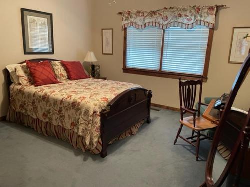 Mountainside 202 Townhome - Pet Friendly in Swiss, USA