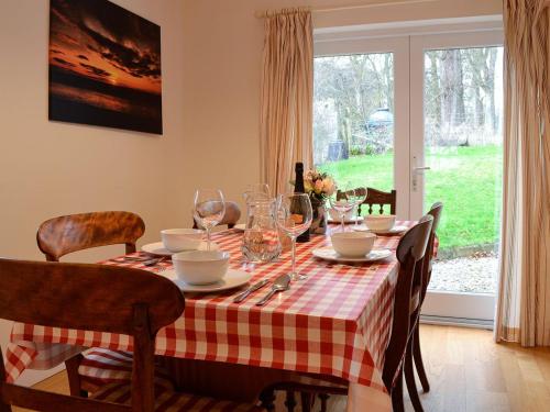 ทัศนียภาพภายนอกโรงแรม, Straton Cottage in อินเวอรูรี