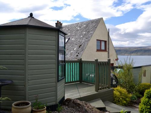 Exterior view, Seaview Cottage in Argyll