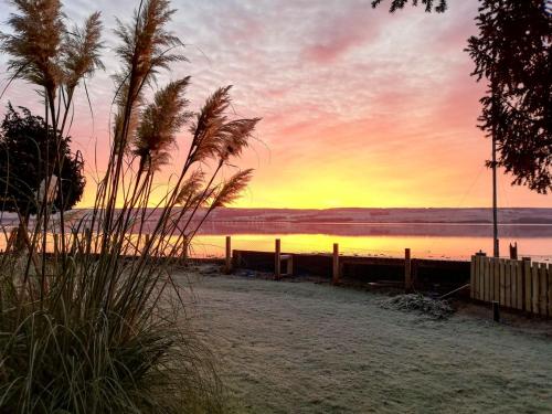 ทัศนียภาพภายนอกโรงแรม, St Brighs in ดิงเวล