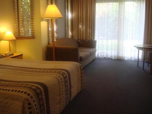 St. Marys Park View Motel Room Type - Deluxe Double Room