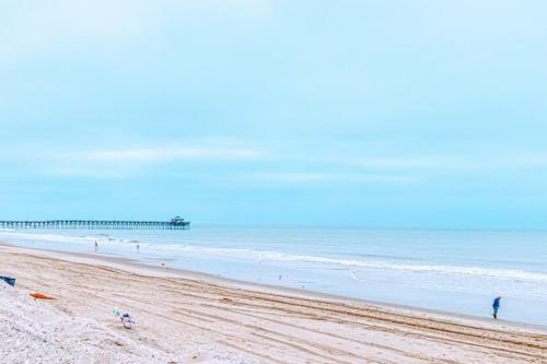 Seaward Escape - Cherry Grove Beach thumb 4