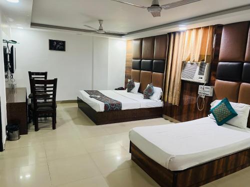 Hotel Cozy Cave Delhi Aiport