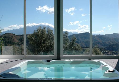 JINGTU Wellness & Spa B&B - Accommodation - Comares