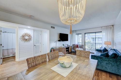 Oceanside 308-B in Isle of Palms, USA