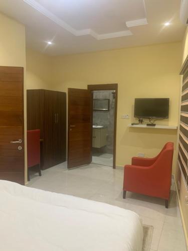 Two bedroom apartment with a BQ
