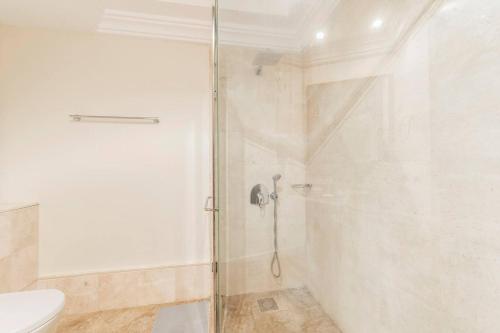 Fully-equppied studio with private beach and pool, Dubaj (fotografie 3)