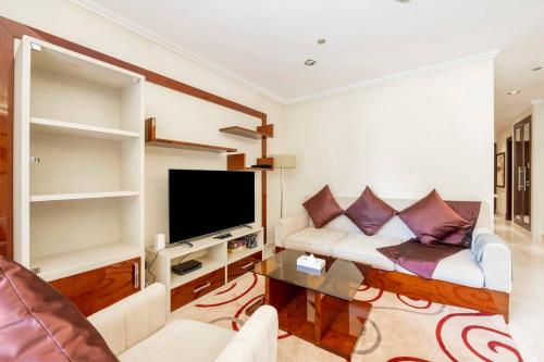 Fully-equppied studio with private beach and pool, Dubaj (fotografie 6)