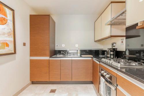 Fully-equppied studio with private beach and pool, Dubaj (fotografie 7)
