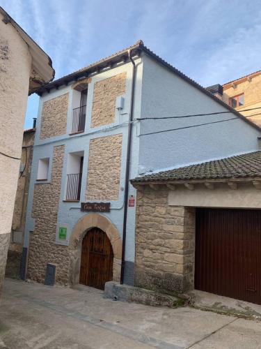  Apartamento Rural Casa Bergua en Arguis, Pension in Arguis bei Lierta
