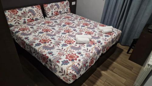 Hostal corazón de Madrid 3 Room Type - Twin Room with Private Bathroom