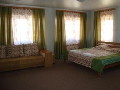 Uyutnaya Hotel - image 10