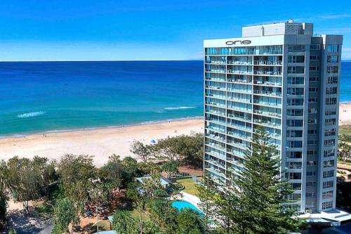 Absolute Beachfront Central Surfers Paradise