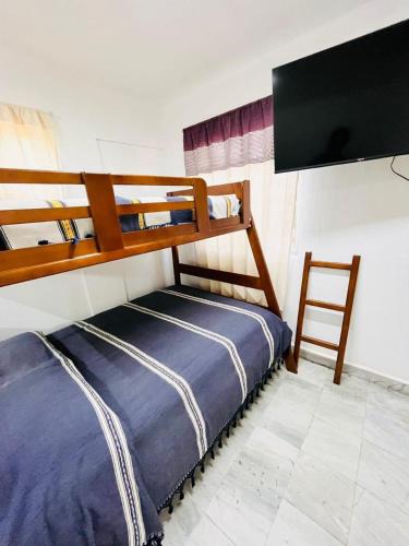 Triple Room with Private Bathroom image 6