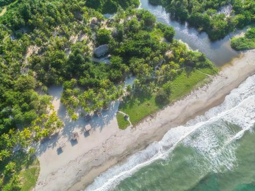 Playa Bonita Hotel EcoCabañas Tayrona