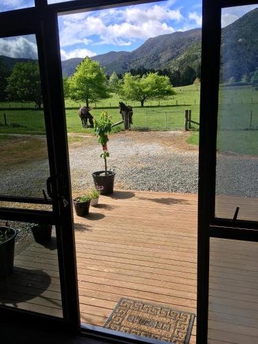 Apkārtne, Off the Beaten Track B&B in Canvastown