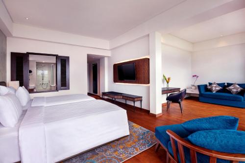 Junior Suite with Twin Beds image 1