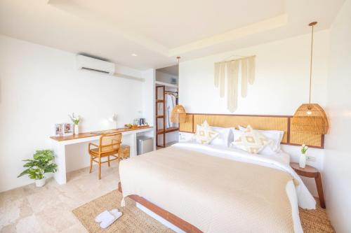 The AVA Resort Koh Tao Room Type - Deluxe Double Room with Balcony and Sea View