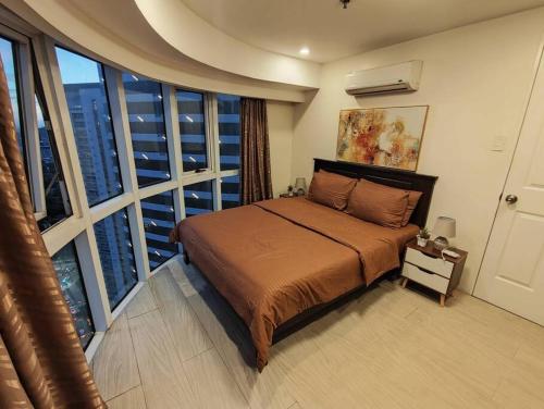 A2J Luxury 2BR Suite Near High Street BGC Taguig, Manila