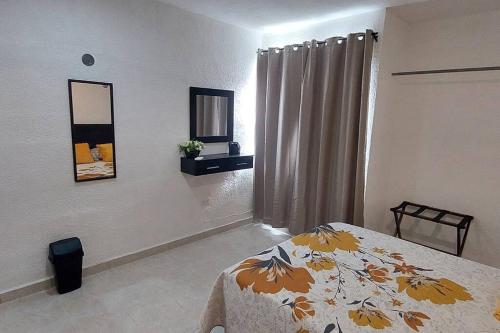 Two-Bedroom House image 1