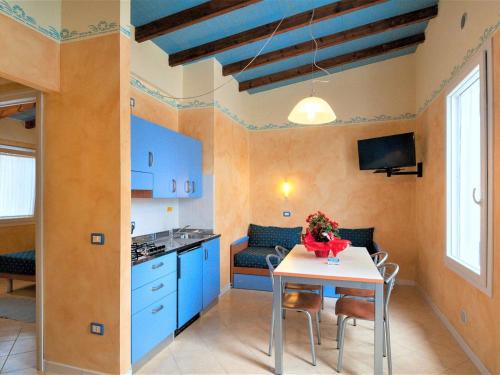  Charming holiday home in Lido di Pomposa with shared pool, Ferienwohnung in Lido di Pomposa