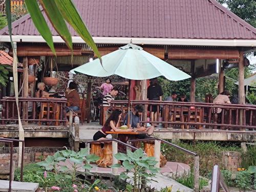 Exterior view, Brown House Resort in Ap Nhon Loc