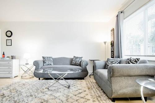 B1 - Endless Summer Vacation Rentals - Modern Comfort Year Round in Fort Lauderdale, USA