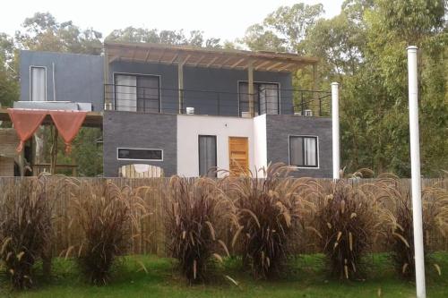Hermoso dúplex con piscina a metros del océano