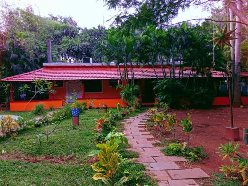 Paradise Vana Vilasa Homestay with Swimming pool