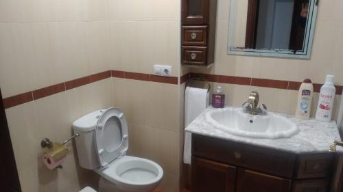 APARTAMENTO LUMINOSO EN URBANIZACIÓN PRIVADA, Granada (fotografie 7)