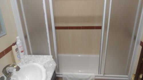 APARTAMENTO LUMINOSO EN URBANIZACIÓN PRIVADA, Granada (fotografie 6)