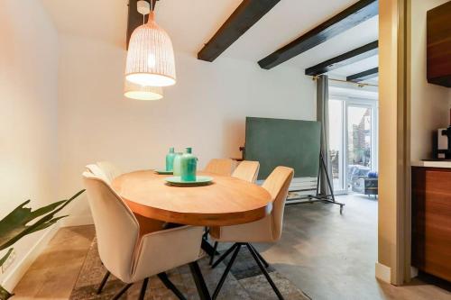 Prachtig appartement in hartje Sneek in Sneek binnen de grachten