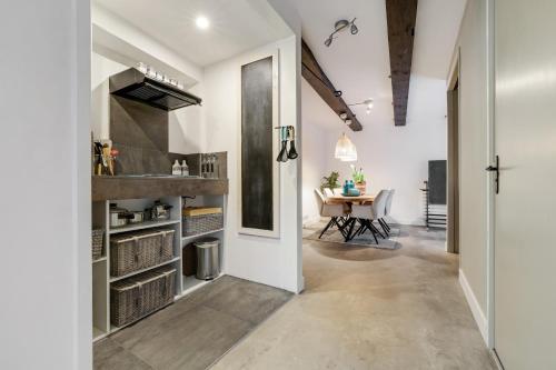 Prachtig appartement in hartje Sneek in Sneek binnen de grachten