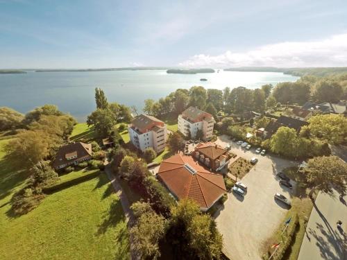 FeWo SaMa Balkon zum Plöner See - image 4